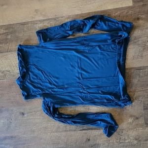 Fabletics long sleeve cold shoulder top